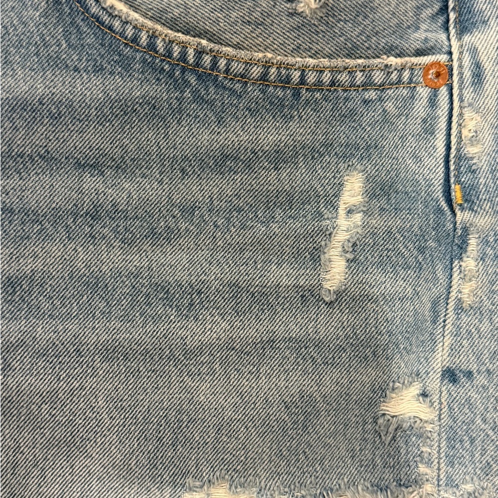 AGOLDE Parker Vintage Cut Off Short in Swapmeet NEVER WORN - Picture 9 of 16